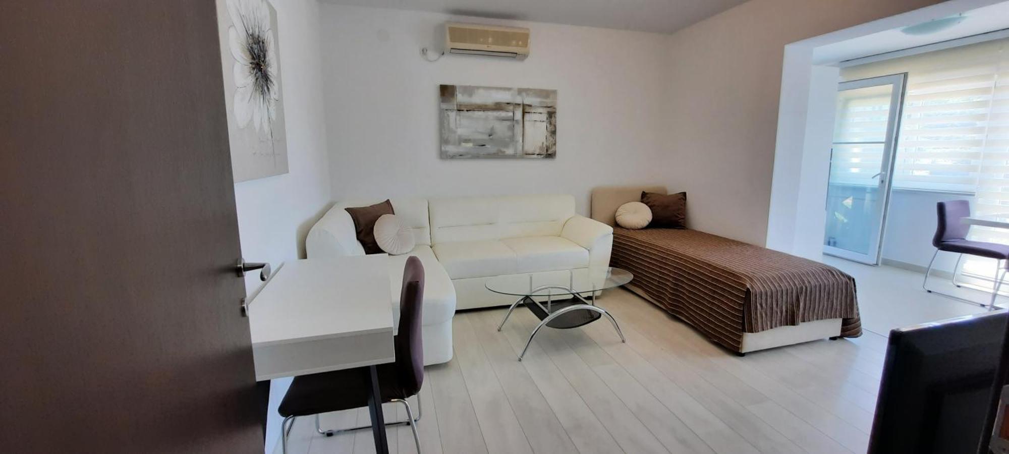 Apartments Myrjam Baška Eksteriør bilde