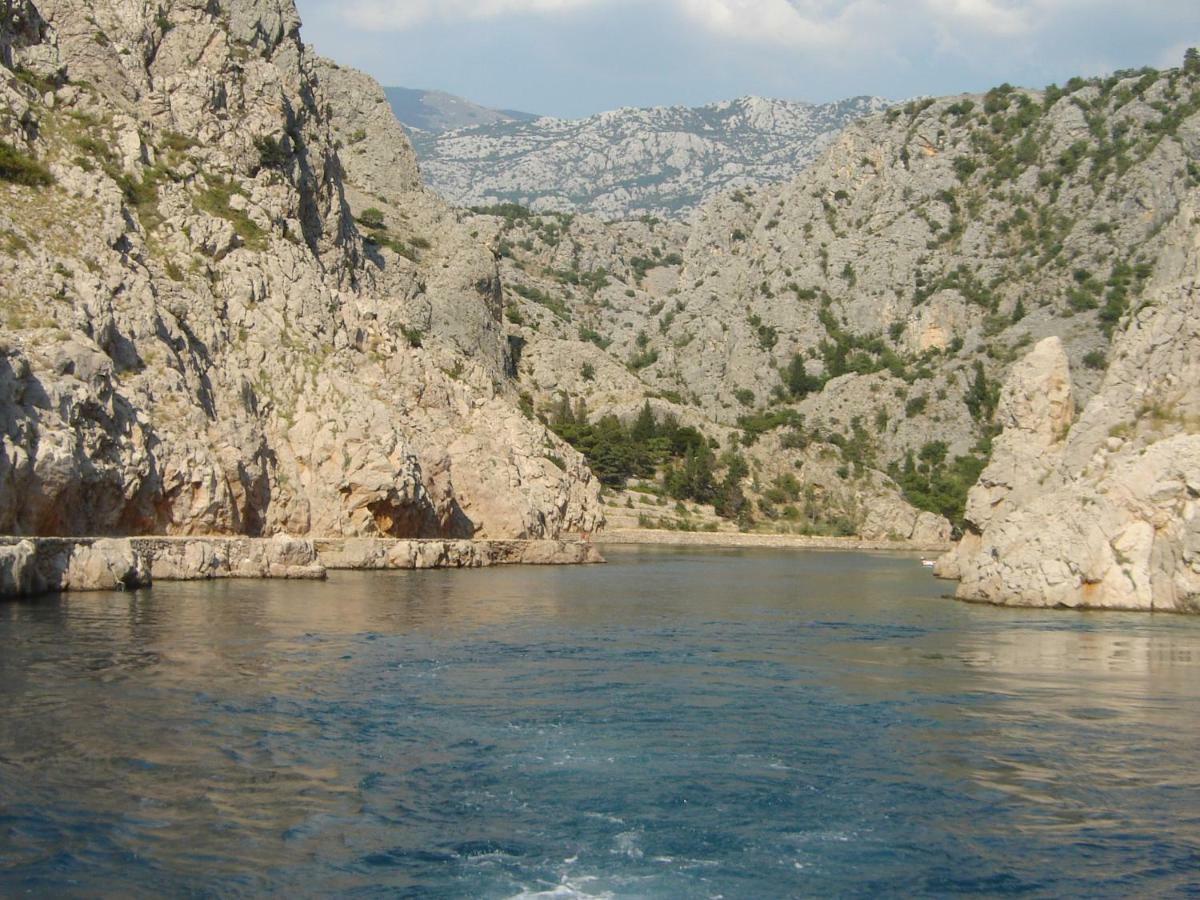 Apartments Myrjam Baška Eksteriør bilde